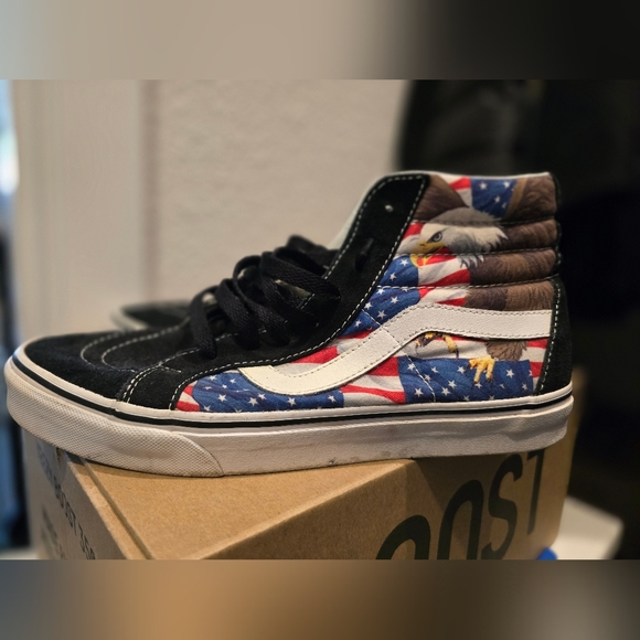Vans size 10. - Picture 3 of 6